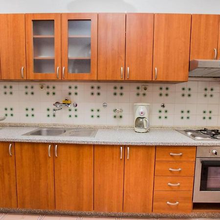 Apartmani M&S Подстрана Экстерьер фото