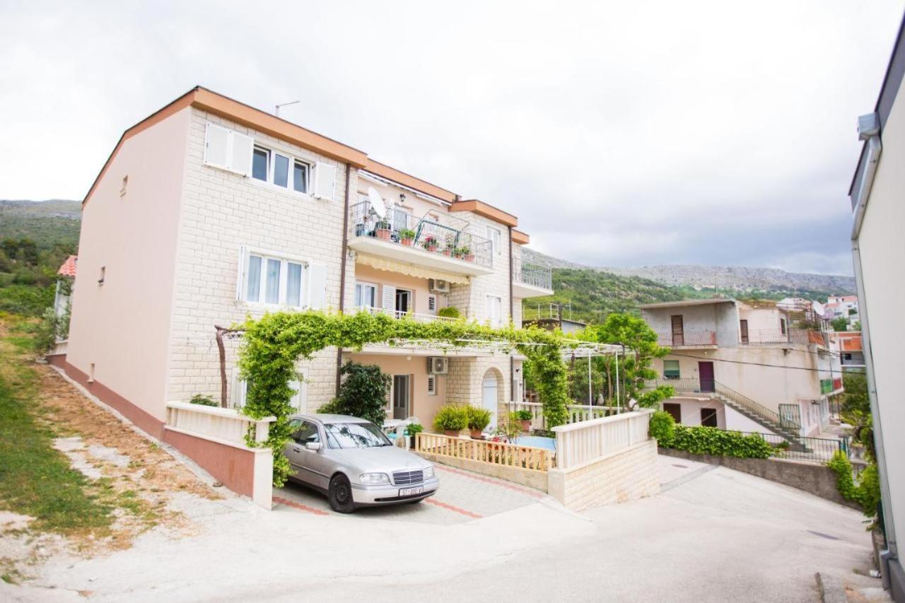 Apartmani M&S Подстрана Экстерьер фото