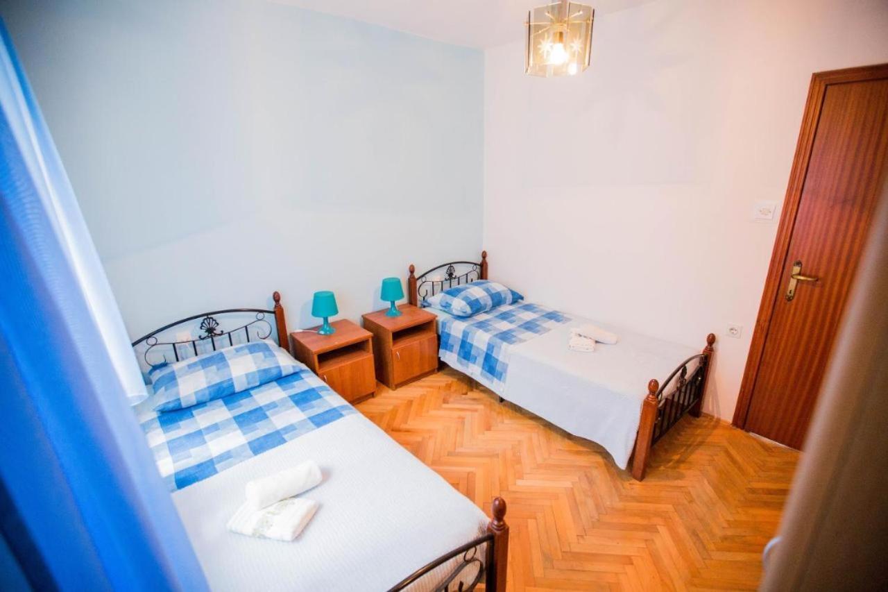Apartmani M&S Подстрана Экстерьер фото