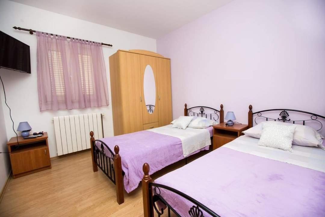Apartmani M&S Подстрана Экстерьер фото